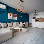 Azure Infinity - Sea View, Pools & - Over The Sea And Under The Sky Apartamento