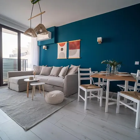 Azure Infinity - Sea View, Pools & - Over The Sea And Under The Sky Варна